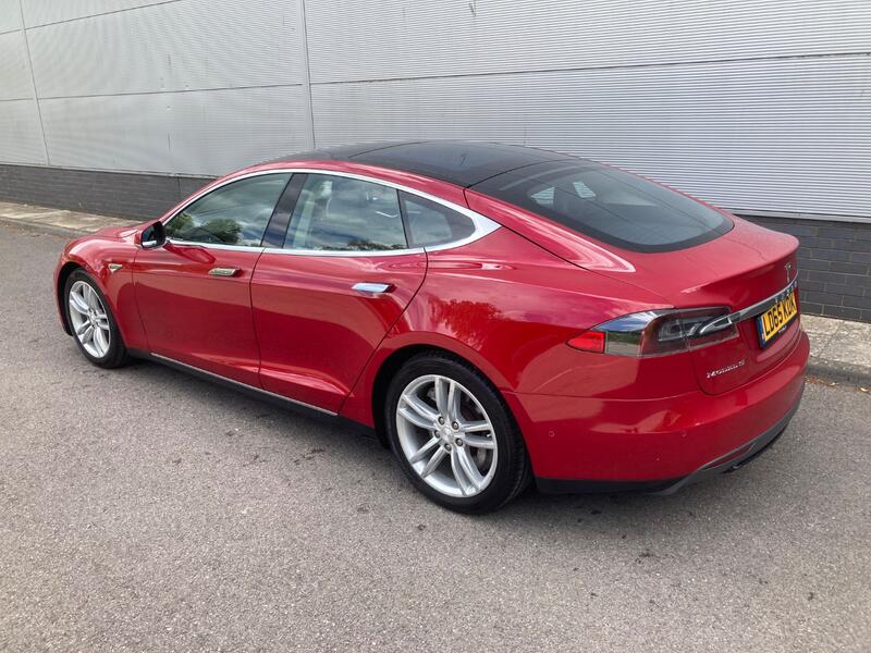 TESLA MODEL S