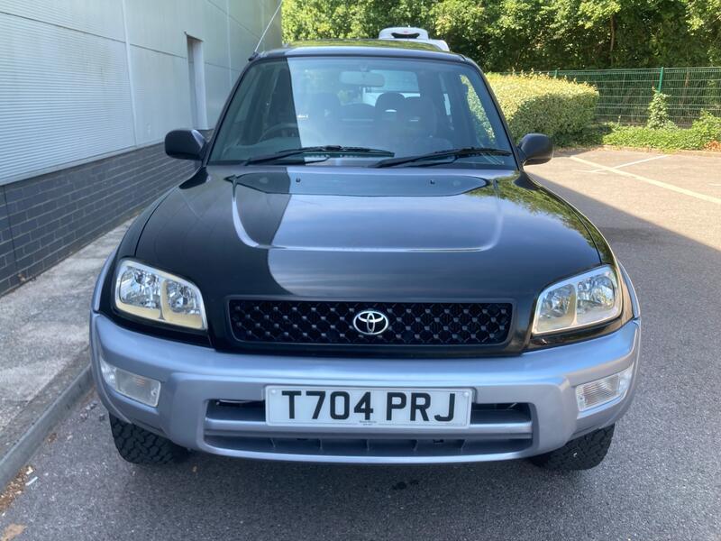 TOYOTA RAV4